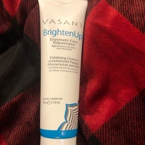 Vasanti Brighten Up Exfoliator